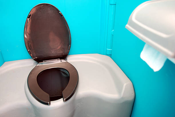 Best Construction site porta potty rental  in Country Knolls, NY